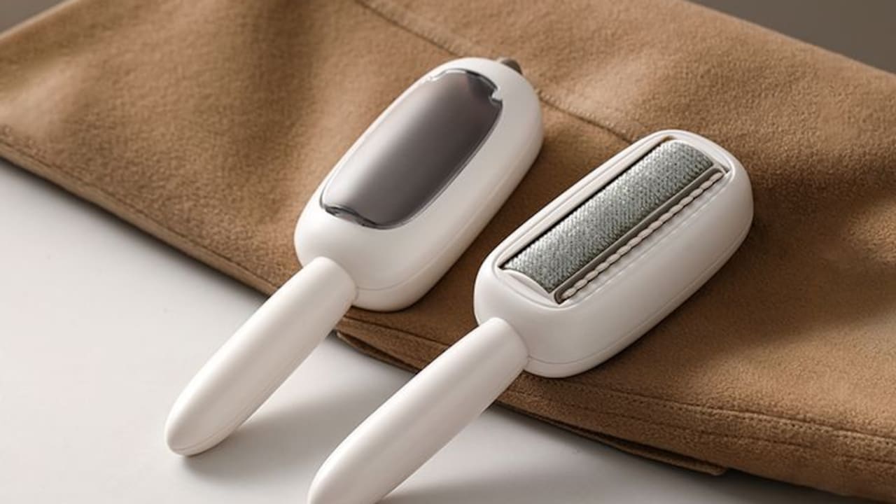 10 Lint Roller Hacks That Go Far Beyond Simple Garment Care At Home