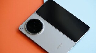 Oppo ने किया बड़ा खुलासा! बना डाला दुनिया का पहला बिना क्रीज वाला फोल्डेबल फोन