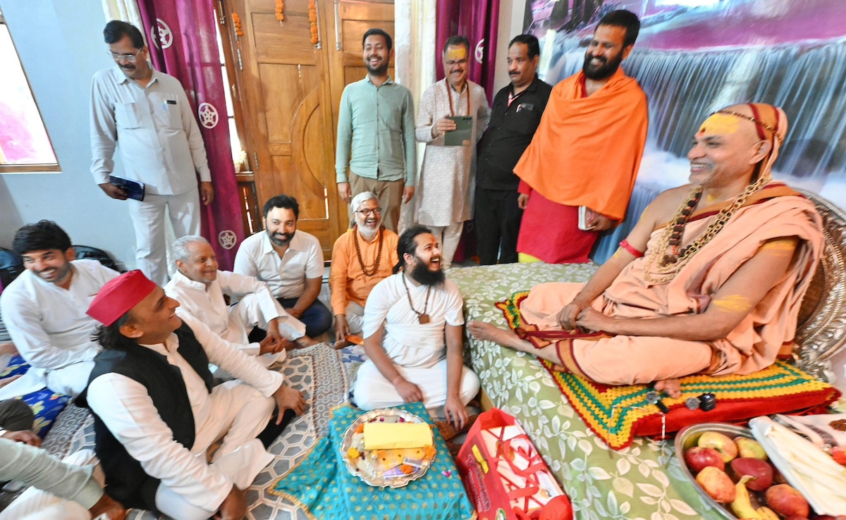 2027 चुनाव के लिए आशीर्वाद मिला? जानिए अविमुक्तेश्वरानंद से मुलाकात के बाद अखिलेश ने क्या दिया जवाब