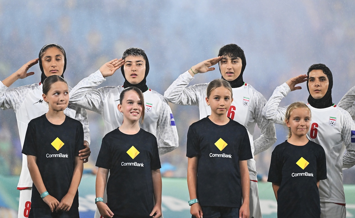 After Mute National Anthem, Iran Football Teams Military Salute Amid US-Israel Strikes