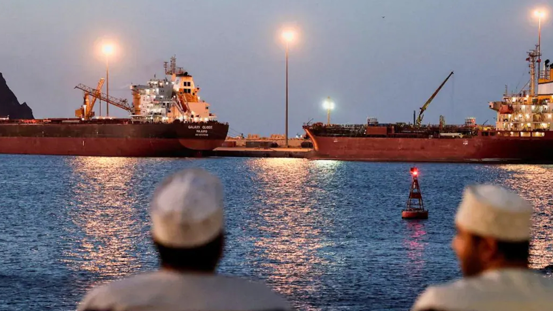 US Signals Easing Of Iran Crude Sanctions