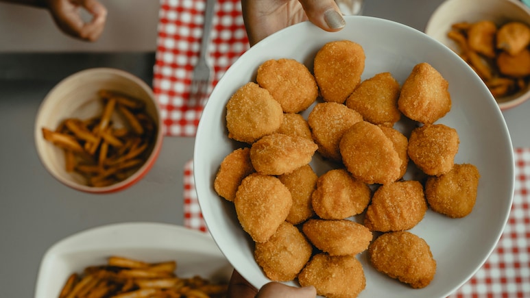 Chicken Nuggets Recipe For Kids: बच्चों के लिए बनाएं हेल्दी 'चिकन नगेट्स' , प्रोटीन से भरपूर फिंगर फूड जो बढ़ाएगा ताकत और वजन