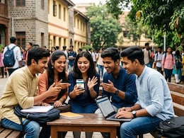 SARATHI Scholarship : मराठा-कुणबी विद्यार्थ्यांसाठी मोठी संधी!'सारथी' देणार शिक्षणासाठी मदत, असा करा अर्ज