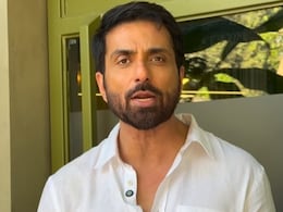 अब दुबई में फंसे लोगों की मदद को आगे आए सोनू सूद, मुफ्त में कर रहे रहने-खाने का इंतजाम