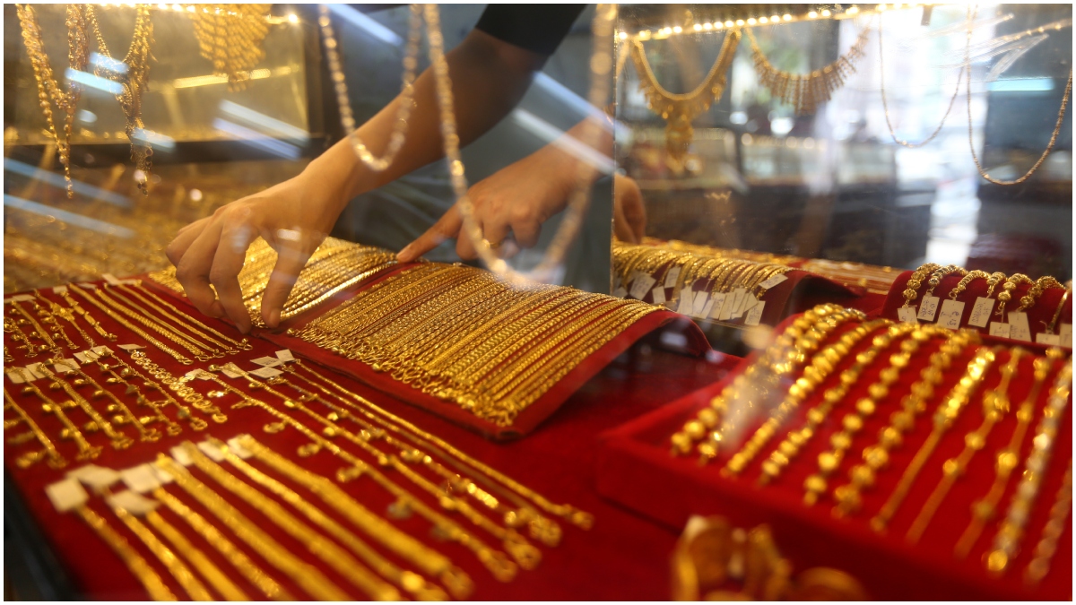 Gold Not Glittering In Crisis: What's Killing Its Safe-Haven Appeal