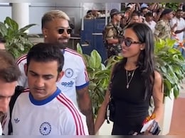 VIDEO: कोच सर ये मेरी गर्लफ्रेंड.. और गौतम गंभीर ने हार्दिक पंड्या की दोस्त को किया साइड हग