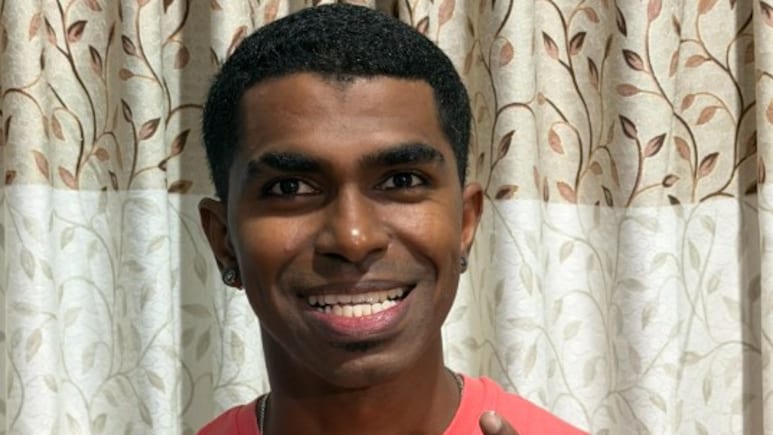 42 दांतों वाले शख्स ने बनाया वर्ल्ड रिकॉर्ड, मुस्कान ने बना दिया दुनिया में सबसे खास