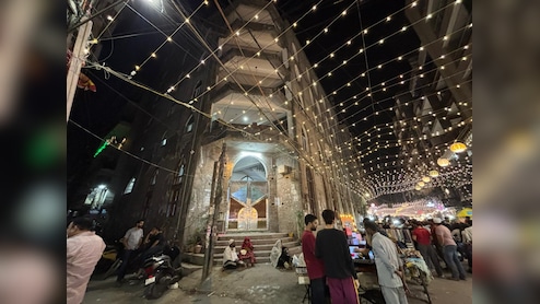 Shaheen Bagh in Ramadan: रात 1 बजे शाहीन बाग का नजारा, लड़कियों के लिए कितना Safe?