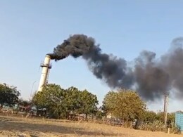 बाड़मेर के तेल क्षेत्र में काला धुआं बना खतरा, ग्रामीणों ने उठाए पर्यावरण पर सवाल