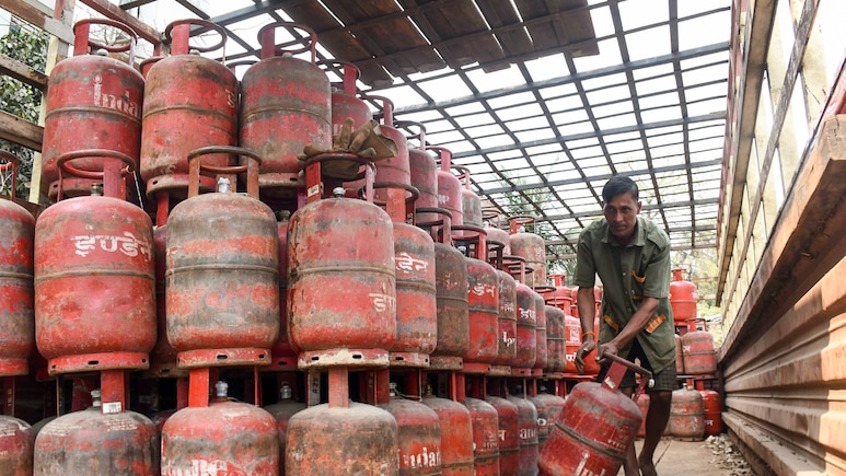 Get Cylinders Or Cut Menu: Family's Tough Choice As Iran War Hits Weddings