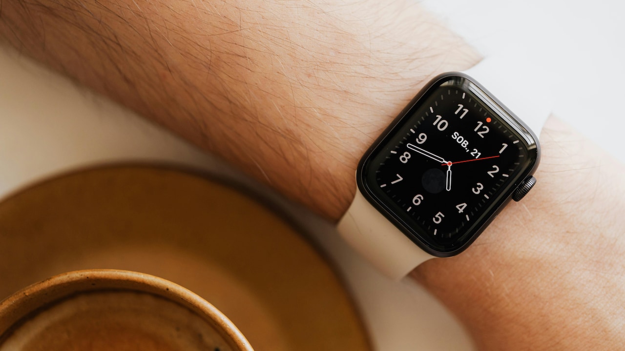 Top Smartwatches In Amazon Electronic Premier League Sale