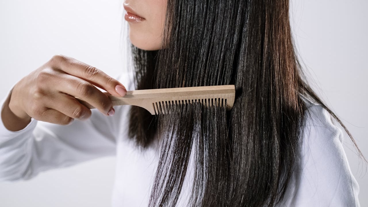 Can A Simple LED Comb Truly Replace Your Salon Hair Fall Treatment