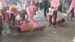 होली पर सीकर में जलती स&zwj;िगड़ी के साथ की दंडवत यात्रा, रामदेवरा पहुंचे भक्&zwj;त&nbsp;