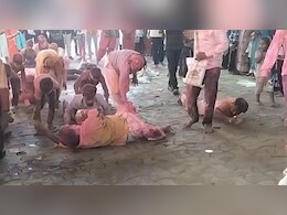 होली पर सीकर में जलती स&zwj;िगड़ी के साथ की दंडवत यात्रा, रामदेवरा पहुंचे भक्&zwj;त&nbsp;