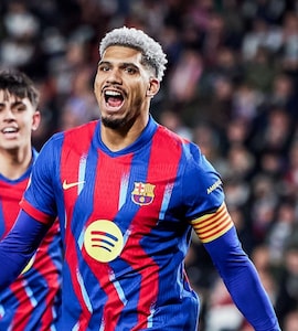 Barcelona Coach Hansi Flick Confirms Ronald Araujos Liverpool Move