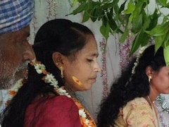 तेलंगाना के मां-बाप का अनोखा प्यार! बेटे की मौत के बाद भी 23 साल से करा रहे प्रेमिका से उसकी शादी