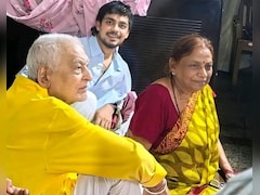 वर्ल्ड कप जीत दादा-दादी से मिलने नवादा पहुंचे ईशान किशन, स्टार क्रिकेटर का गजब हुआ स्वागत, देखें तस्वीर