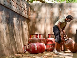 Maharashtra Urges Homes To Switch To PNG Or Risk Losing LPG Connection