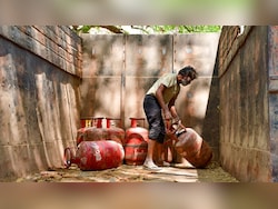 LPG vs PNG: Why Cooking Gas Shortages Can't Be Fixed With Pipeline Gas