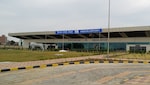 कौनसी एयरलाइंस Hindon Airport से दे रही हैं सेवा? जानिए गाजियाबाद के इस हवाई अड्डे से कहां-कहां जा सकते हैं आप