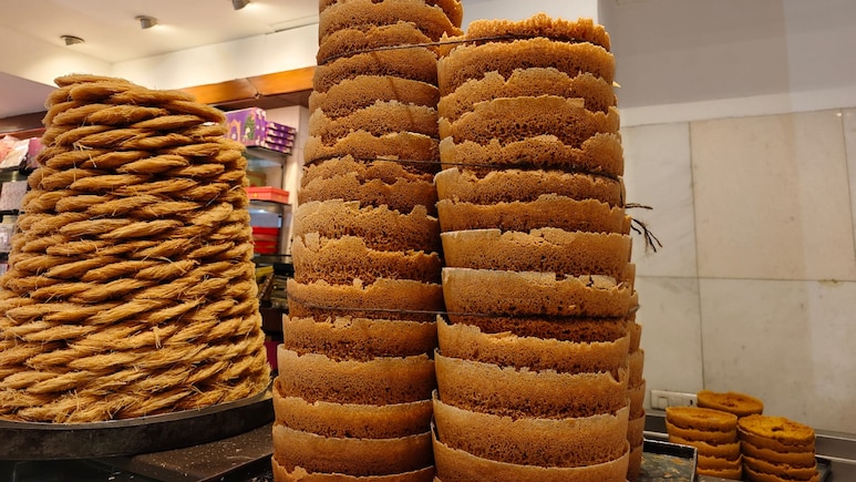 ईरान-इजराइल युद्ध का राजस्थान में असर, जयपुर में घेवर उत्पादन और निर्यात में 30% गिरावट