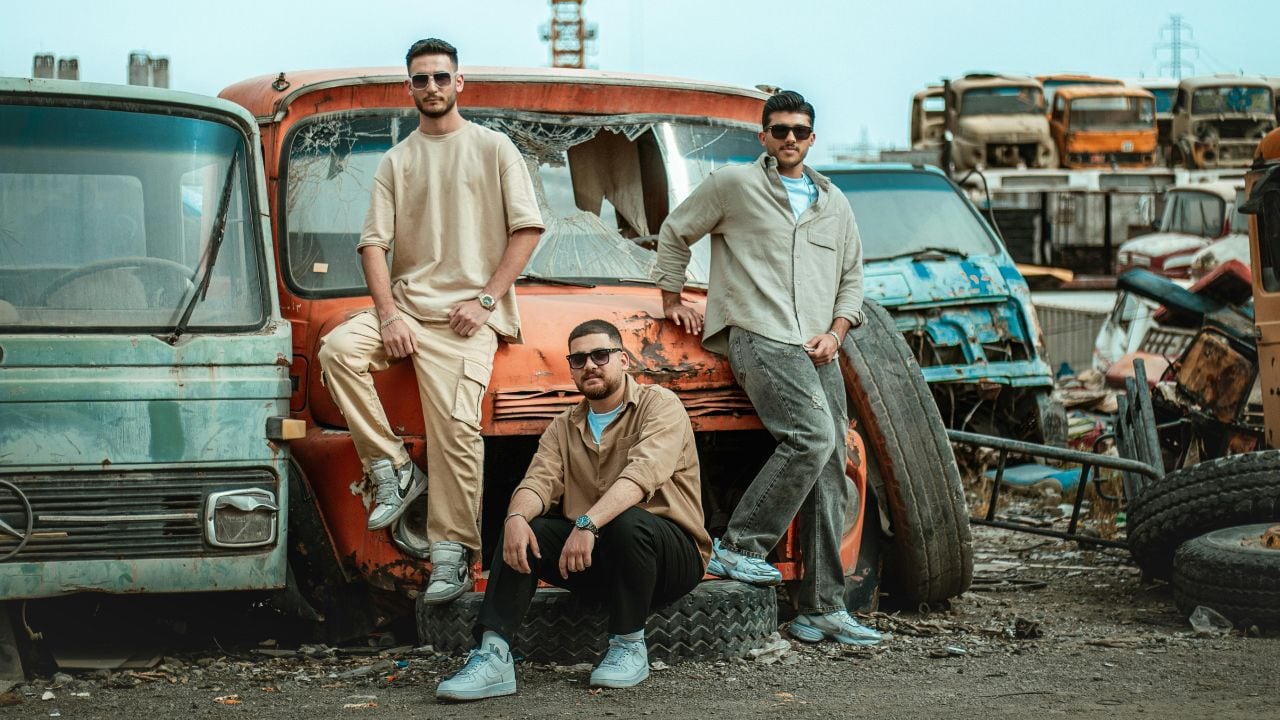 Puma, Lymio की मेंस शर्ट, टी-शर्ट से लेकर पैंट, ट्राउजर तक, Sale से सब कुछ खरीदें ₹1000 से भी कम प्राइस में