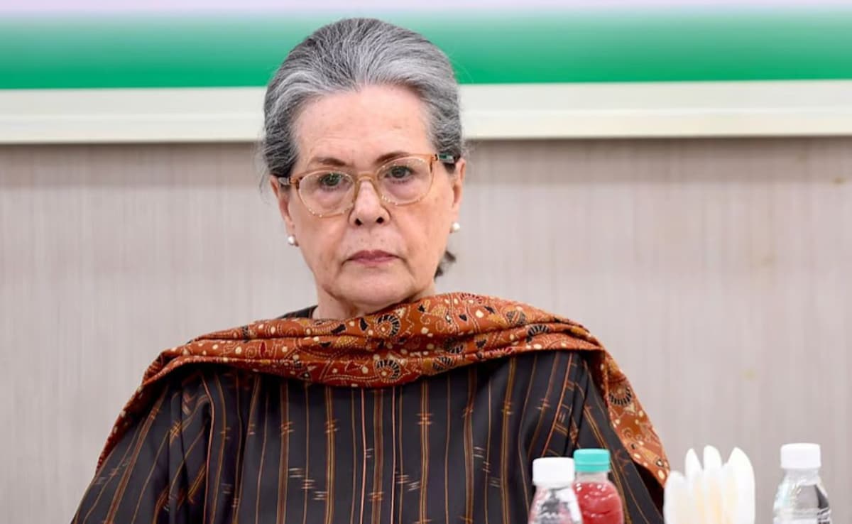 सोनिया गांधी अब भी अस्पताल में भर्ती, जानें क्या है सेहत पर ताजा अपडेट