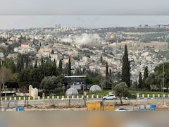 VIDEO : ईद की नमाज अदा कर रहे थे नमाजी, तभी यरुशलम में अल-अक्सा मस्जिद के करीब गिरी ईरानी मिसाइल