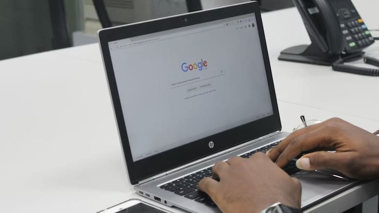 Google Chrome पर साइबर खतरा! भारत सरकार की एजेंसी ने जारी किया हाई-रिस्क अलर्ट, तुरंत अपडेट करें ब्राउज़र