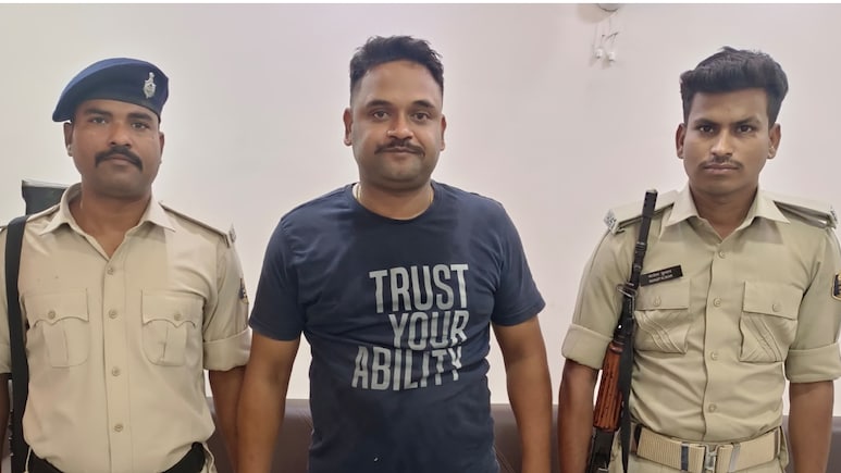 ACB Action: केस रफा-दफा करने के चक्कर में खुद ही 'केस' बन गए दरोगा जी, वर्दी पर लगा रिश्वत का दाग