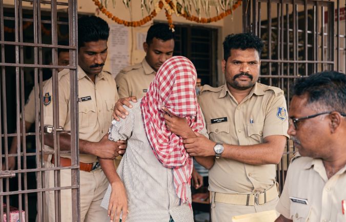 गर्ल्स होस्टल में MBA छात्रा से दुष्कर्म! 67 साल के पड़ोसी दुकानदार ने जबरन घुसकर किया रेप, गिरफ्तार&nbsp;