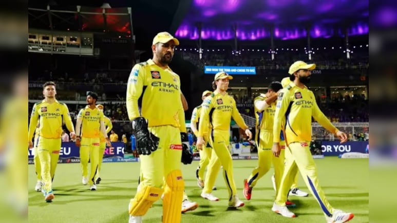 CSK vs RCB: धोनी नहीं तो नामुमकिन है ! CSK की लगातार 3 हार के बाद सोशल मीडिया पर क्या बोली पब्लिक
