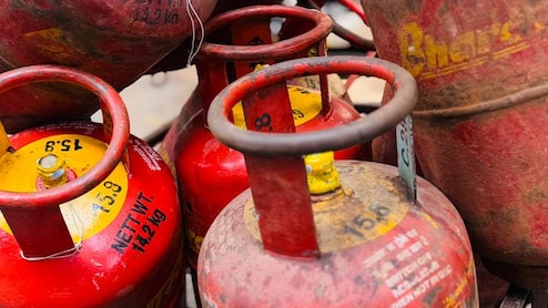 Over 3,700 LPG Cylinders Worth Rs 1.1 Crore Seized In Telangana Over Black Marketing And Illegal Use