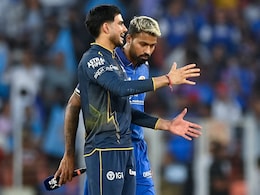 Hardik Pandya Playfully Teases Shubman Gill About His New Bearded Look During IPL 2026 Clash - Video Goes Viral