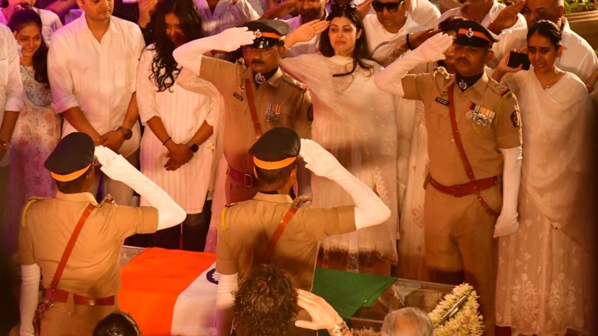 India Says Teary Goodbye To Asha Bhosle With A Tricolour-Draped Farewell