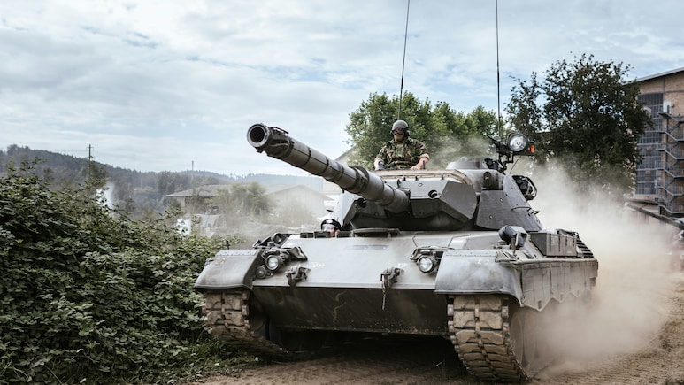 War Jitters: Global Military Expenditure Peaks To $2.8 Billion; Here's How India Outspends Pakistan