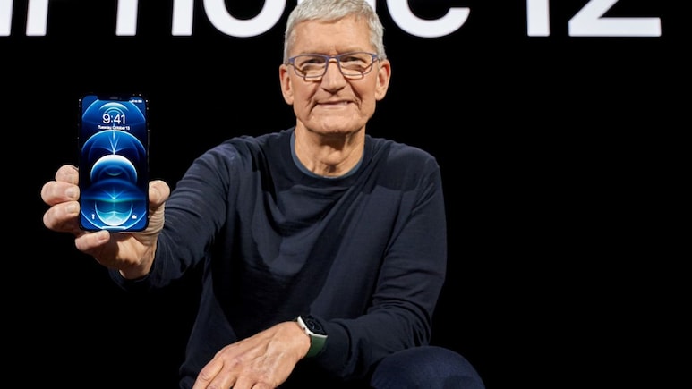 Tim Cook ने CEO पद छोड़ने के 3 बड़े कारण बताए, जानिए अब Apple में क्या करेंगे टिम