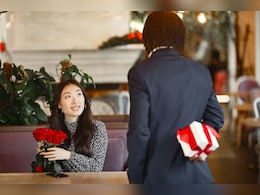 कुंवारों की चमकी किस्मत, पार्टनर ढूंढने के लिए ये सरकार देगी सलाना इतने रुपये