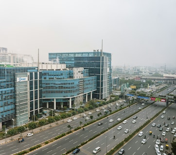 36 लाख रु सालाना कमाई, फिर भी नहीं पाल सकते बच्चा? गुरुग्राम कपल की मजबूरी आपको कर देगी हैरान