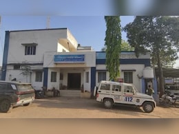 अपनी प्लेट लाओ, सबके बाद खाना खाओ, जूनागढ़ मंदिर के कार्यक्रम में दलितों से भेदभाव, 5 लोगों पर केस दर्ज