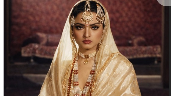 Rekha 7 Evergreen Songs : रेखा के ये 7 सबसे पॉपुलर गाने, आज भी हैं लोगों को फेवरेट,  यूट्यूब पर आए दिन करते हैं ट्रेंड