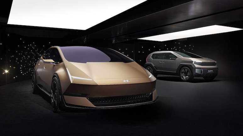 Hyundai Unveils Venus Sedan, Earth SUV Concepts; Previews Design Future