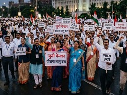 राज्यात 17 लाख कर्मचारी संपावर!  शासकीय कार्यालयांचा कारभार थांबणार; काय आहेत मागण्या?