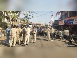 9 घंटे तक लाइट का इंतजार करते रहे लोग, पर नहीं आई; जाम लगाया तो 20 मिनट में आ गई