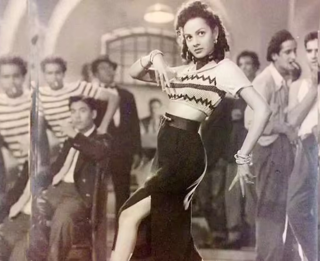 8 हजार डिजाइनर कपड़े, 5 हजार जूते, कुत्तों के लिए लग्जरी कार! 50s की 'वो' सबसे महंगी एक्ट्रेस, हुई जब कंगाल मौत मिली गुमनाम