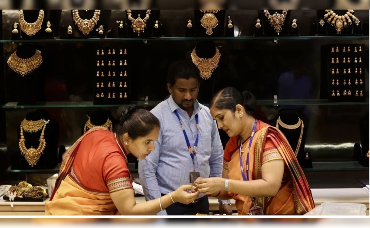 Gold-Silver Price Today: सोने-चांदी की कीमतें हुईं धड़ाम, दिल्ली से मुंबई, देश के शहरों के जान लें ताजा भाव