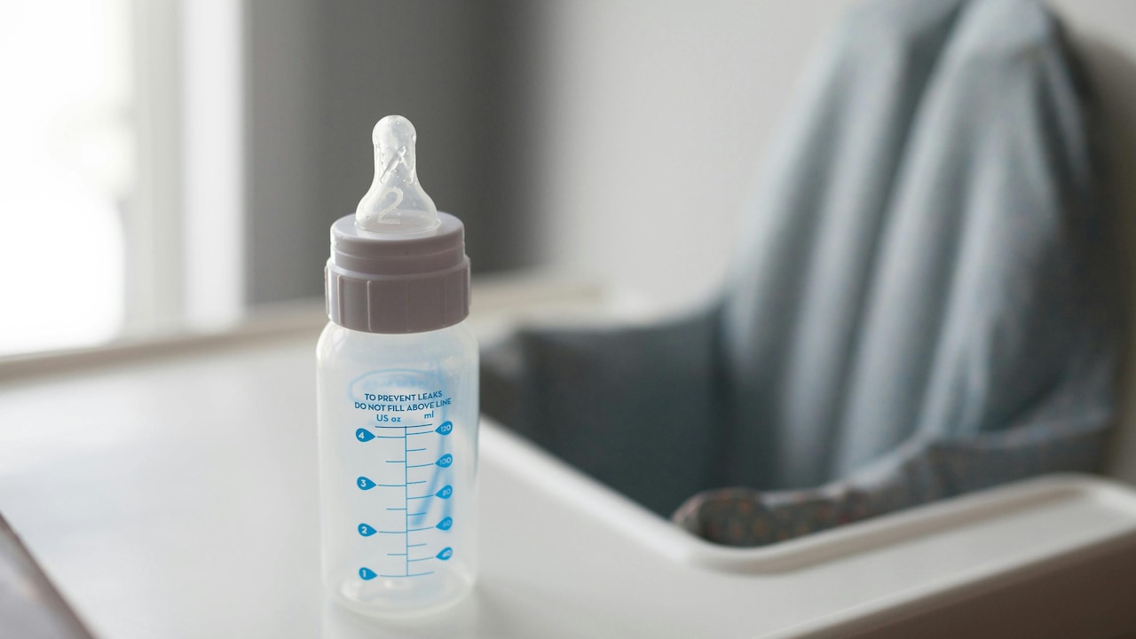 Top 7 Baby Feeding Essentials That Simplify New Parent Routines