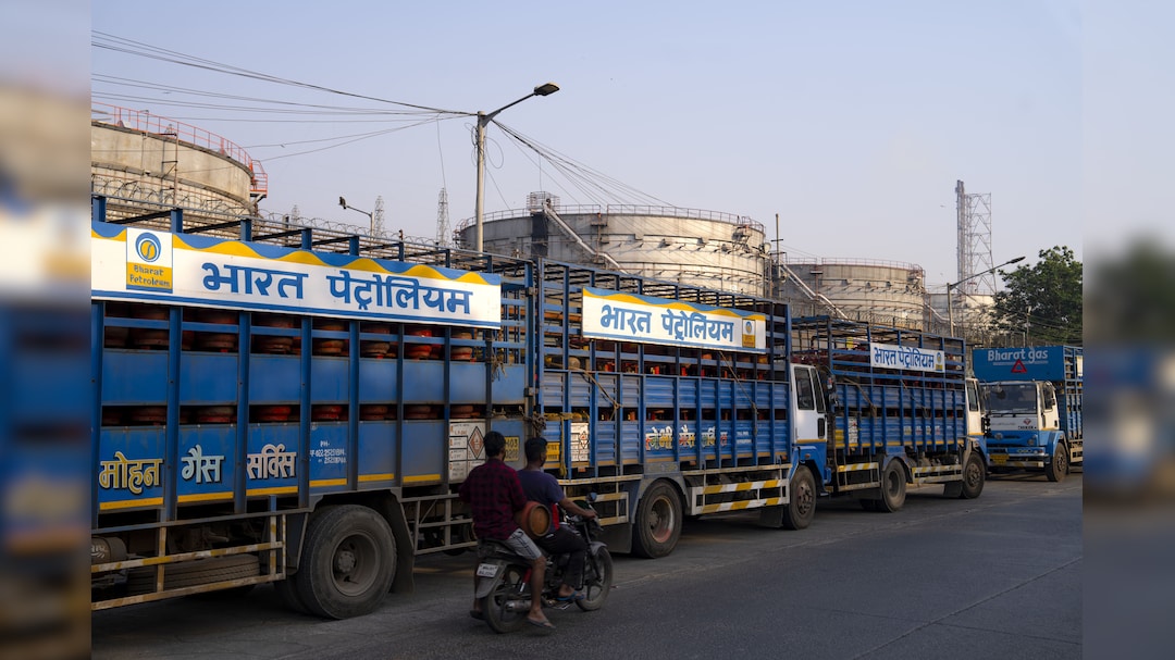 Indian Oil And BPCL Delay Maintenance To Stabilise Fuel Supplies