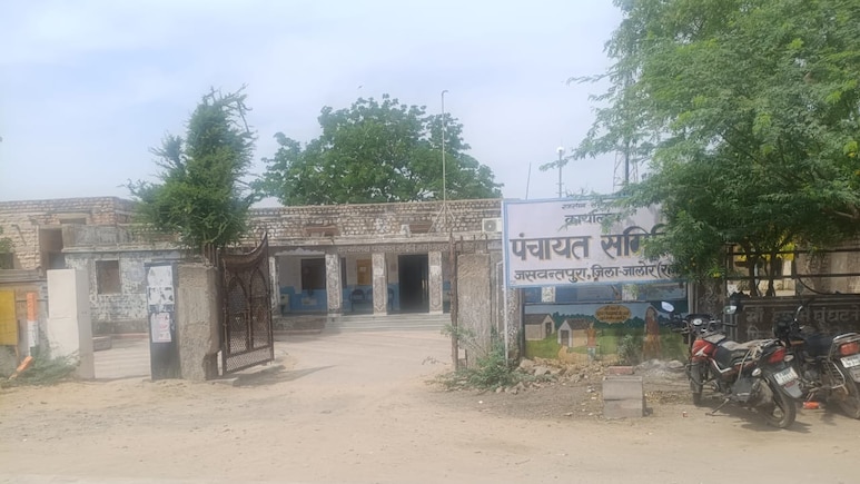 जालौर में बड़ा पंचायत घोटाला! फर्जी मस्टरोल और बाल श्रमिकों के नाम पर भुगतान के आरोप, जांच पर उठे सवाल