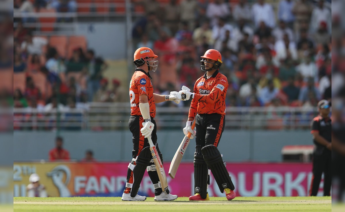 PBKS vs SRH LIVE Score, IPL 2026: तूफानी पारी के बाद लौटे अभिषेक-ट्रेविस हेड, शशांक ने दिलाई पंजाब को सफलता